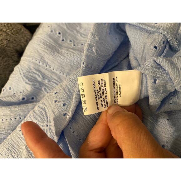 Bloomchic Eyelet Trim Stretchy Textured Plain Top Size 22-24 Office Casual - Picture 7 of 7